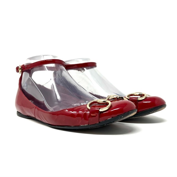 AUTHENTIC! Gucci Red Patent Leather Horsebit Ankle Strap Flats Size 6 - Picture 1 of 15
